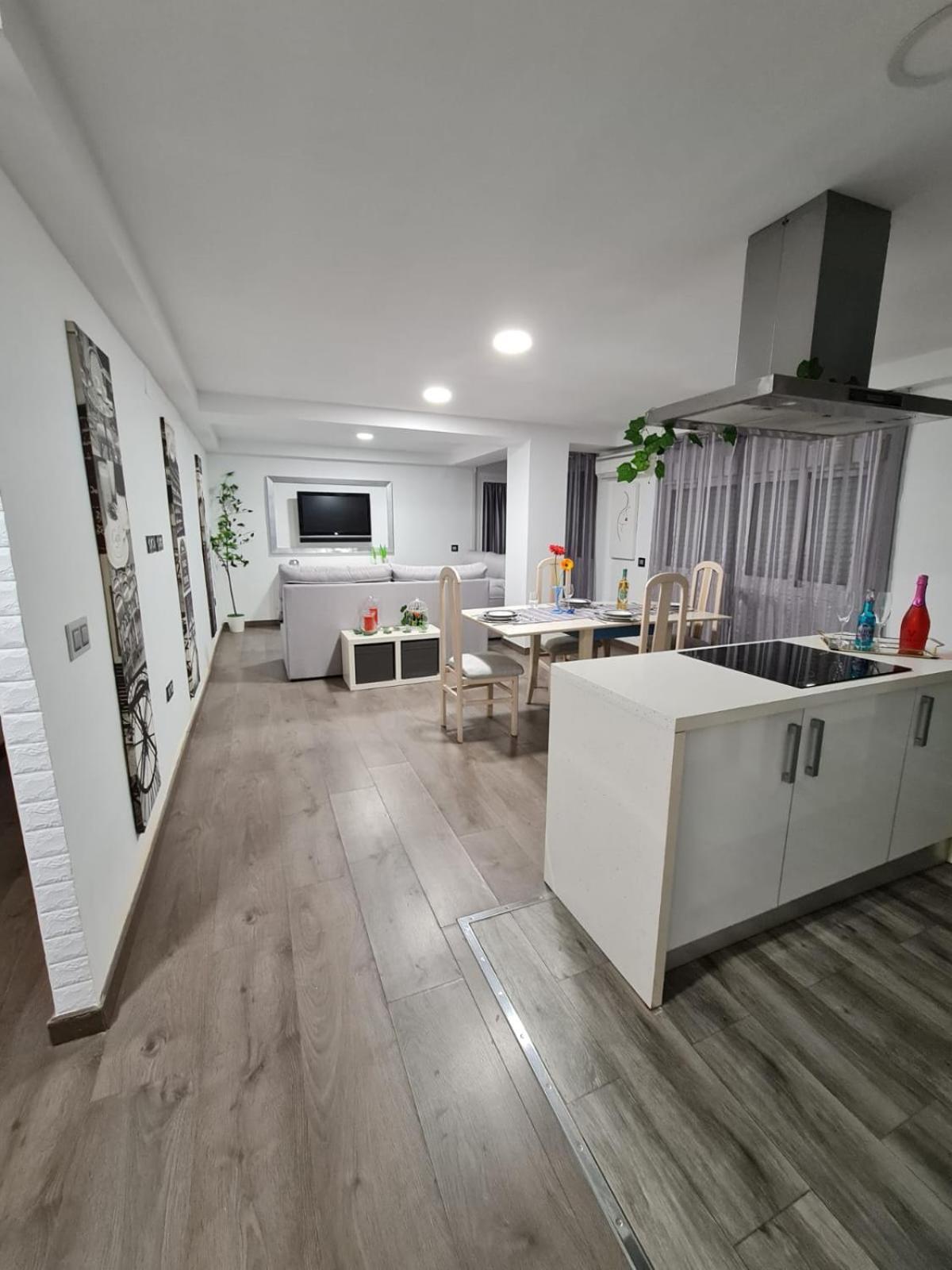 דירות מאלגה Casa Ramirez מראה חיצוני תמונה
